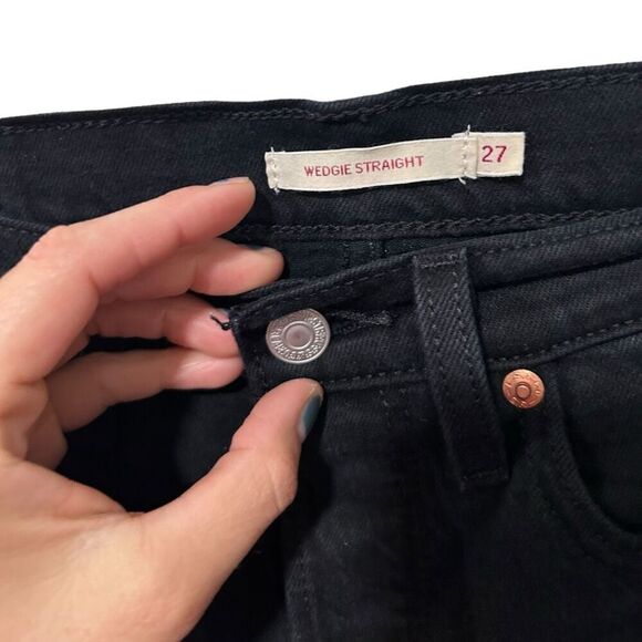 Levi's Premium Stretch Wedgie Fit Straight Jeans Black Denim Dark Wash Size 27 - Picture 4 of 13
